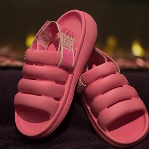 UGG Sport Yeah Women's Sandals hot Pink sz6.5